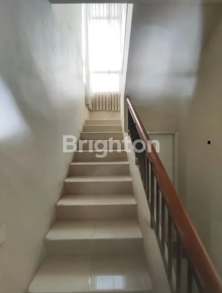 image RUMAH MEWAH CLUSTER CATTLEYA LT 144M² (7)