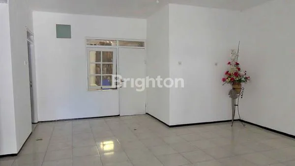 image RUMAH GRIYA KEBRAON UTAMA STRATEGIS LINGKUNGAN NYAMAN (6)