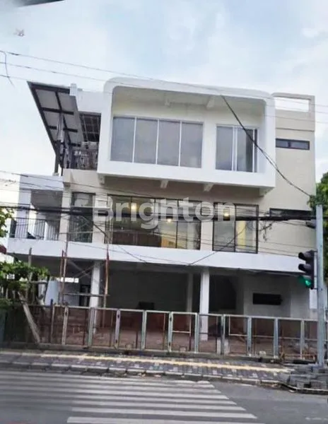 image GEDUNG KOMERSIAL MEWAH 3 LANTAI DI MULYOSARI (1)