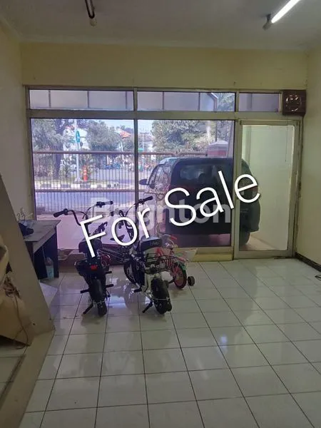 image RUMAH MEWAH 5 KT DI JL. SUDIRMAN SURABAYA AREA PACAR KELING (8)