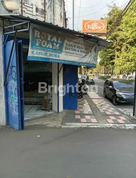 image RUKO LUAS 144 PINGGIR JALAN RAYA RAMAI (4)