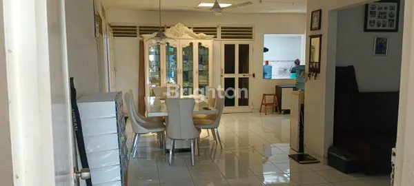 image RUMAH MEWAH LT 410M² DI SEI HALIAN MEDAN (5)