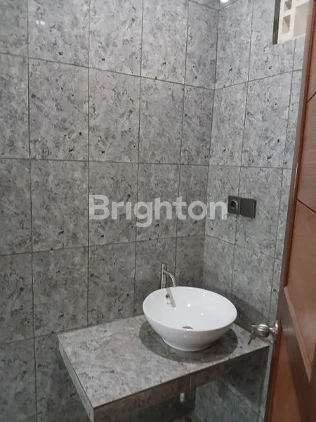 image RUMAH BARU DISEWAKAN – LOKASI STRATEGIS DI JALAN TUKAD BILOK, DENPASAR (2)
