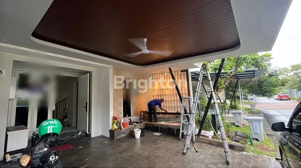 image RUMAH VERDI 2.5 LANTAI FURNISH RENOF SIAP.HUNI GADING SERPONG (1)