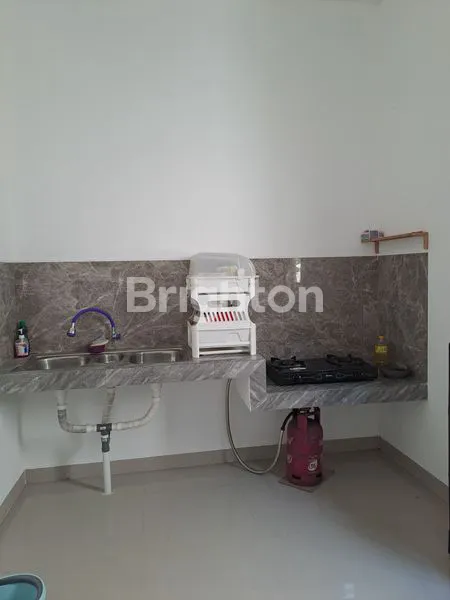 image HUNIAN MEWAH DI TAMAN ANGGREK 2, GENTAN (2)