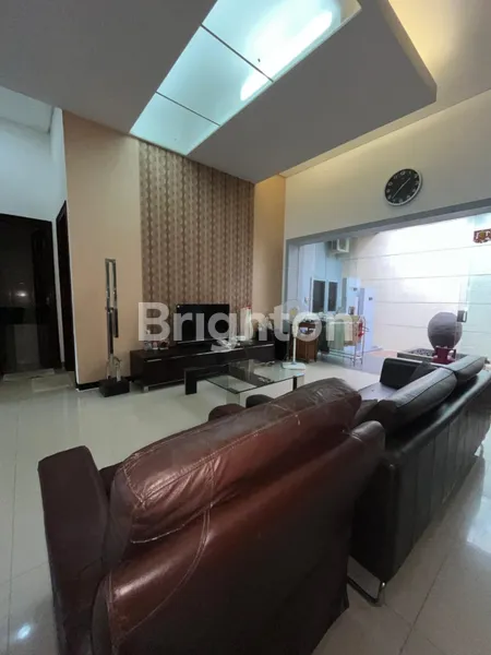 image PREMIUM AREA,MUDAH KEMANA-MANA, RUMAH TERAWAT, SIAP HUNI, BEBAS BANJIR DI DARMO PERMAI SURABAYA (7)