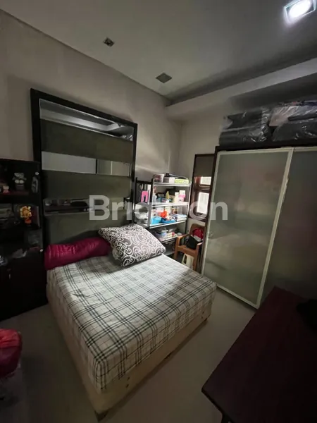 image PREMIUM AREA,MUDAH KEMANA-MANA, RUMAH TERAWAT, SIAP HUNI, BEBAS BANJIR DI DARMO PERMAI SURABAYA (8)