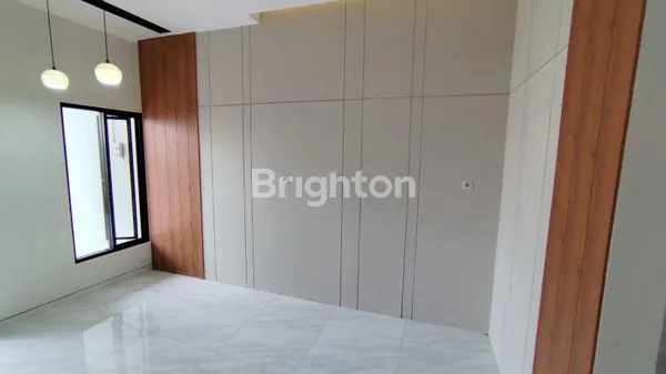 image RUMAH NEW MINIMALIS DI KLAMPIS WISMA MUKTI ROW JALAN 4 MOBIL (6)