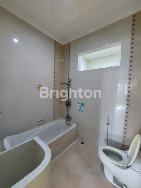 image MURAH RUMAH DI PERUMAHAN BALAS KLUMPRIK INDAH (8)