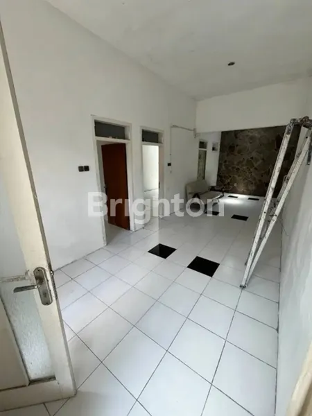image RUMAH BABATAN MUKTI WIYUNG (3)