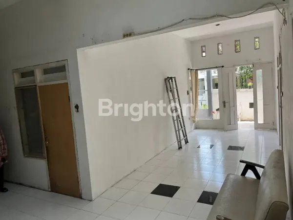 image RUMAH BABATAN MUKTI WIYUNG (4)