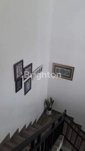 image RUMAH HOOK 2 LANTAI SHM DI CIHANJUANG (5)