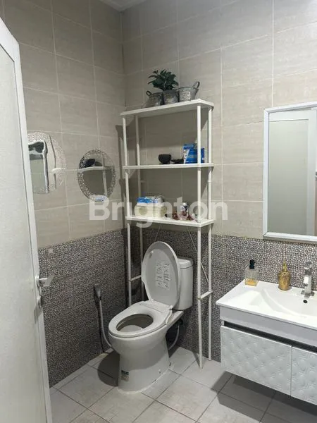 image RUMAH CANTIK DI GREEN PARK - JATIWARNA (5)