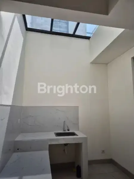 image DISEWAKAN RUMAH BARU CITRA GARDEN BINTARO. (6)