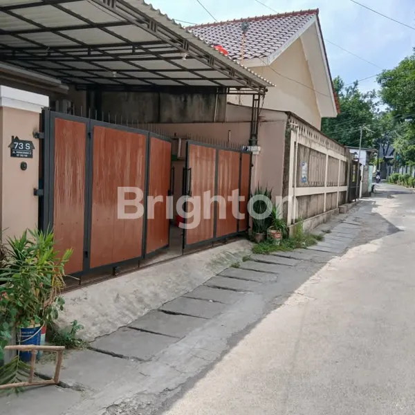 image RUMAH ADEM DI JAGAKARSA — DEKAT SETU BABAKAN, TAPI NGGAK PERLU NYEBUR (1)