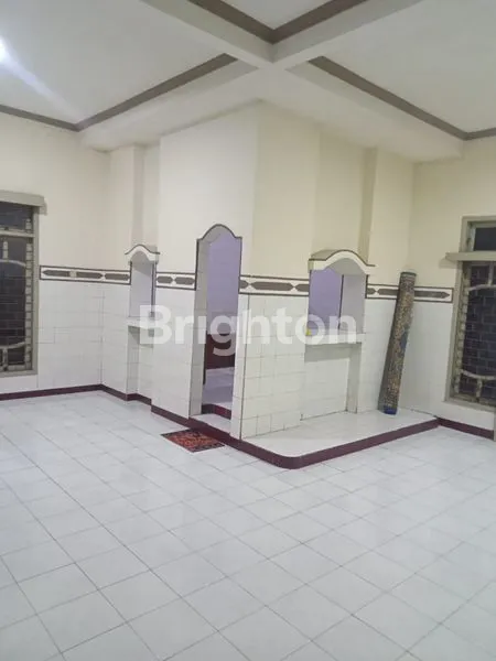 image DIJUAL RUMAH KOST + TOKO, AREA ARJOSARI DEKAT DENGAN MALL ARAYA - RS PERSADA - HOTEL GRAND MERCURE - TERMINAL ARJOSARI. CARPORT CUKUP 8 MOBIL (3)