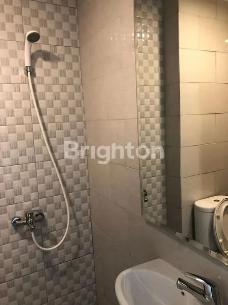 image APARTMENT PAKUWON INDAH KAWASAN SUPERBLOCK, FULL FURNISH SIAP HUNI DI SURABAYA BARAT (4)