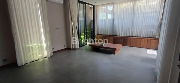 image BRAND NEW CONTEMPORARY 2-STOREY HOUSE ONLY 2 MINUTES WALKING DISTANCE TO LIVING WORLD MALL DENPASAR (3)