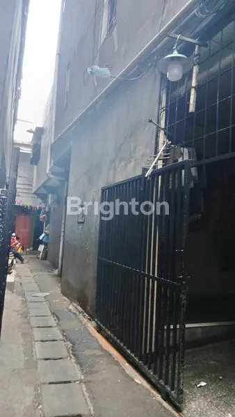 image KOST 20 KAMAR 4 LANTAI ROW MOTOR DEKAT MAL CENTRAL PARK DI TANJUNG DUREN (3)