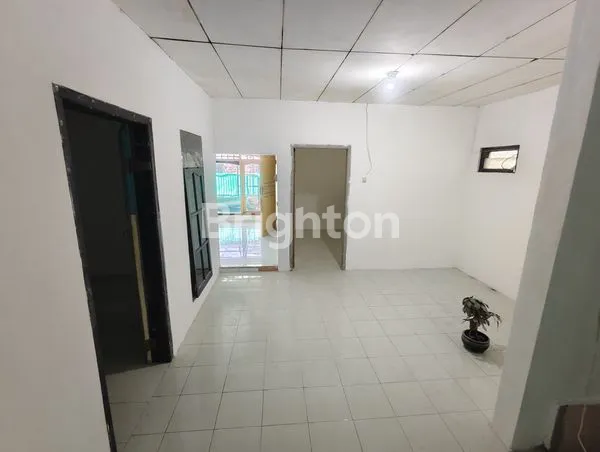 image RUMAH PERUM WISMASARI JL. NUSANTARA SEMAMBUNG, GEDANGAN SIDOARJO (3)