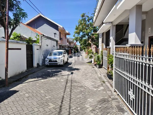 image RUMAH PERUM WISMASARI JL. NUSANTARA SEMAMBUNG, GEDANGAN SIDOARJO (2)