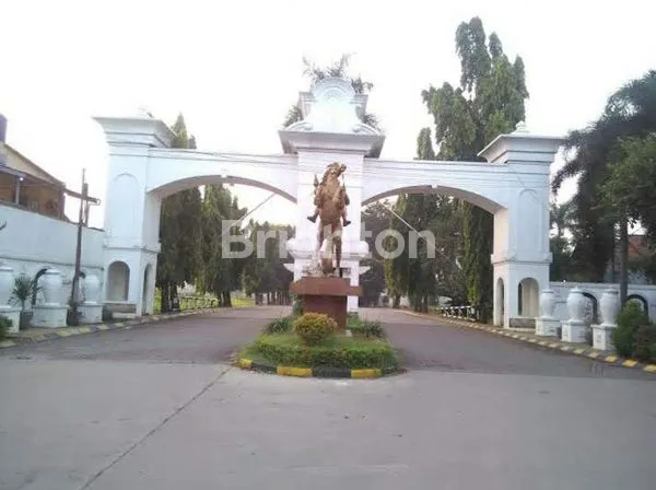 image RUMAH SHM SIAP HUNI, 150/150, 2 LANTAI BEKASI (1)