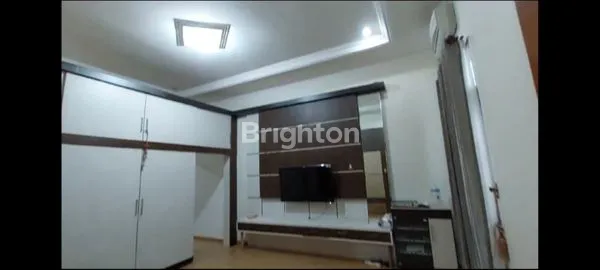 image RUMAH 2 LANTAI NYAMAN DI PERUMAHAN STRATEGIS – DEKAT SEKOLAH, MALL & FASILITAS UMUM (SHM)\N (6)