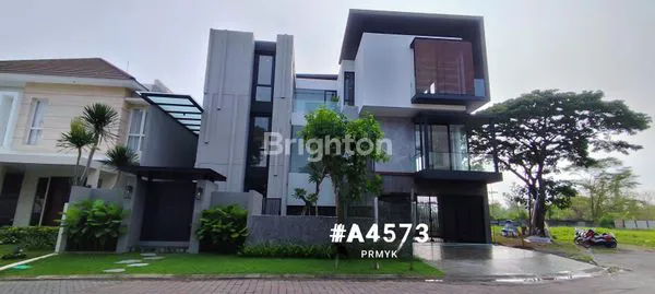 image [A4573] RUMAH CANTIK MINIMALIS CITRALAND SURABAYA BARAT DEKAT GRAHA FAMILY (1)