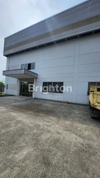 GUDANG BAGUS RAPI, AMAN DAN BEBAS BANJIR DI KAWASAN INDUSTRI CIKARANG