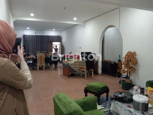 image RUMAH TENTRAM PARAKAN BUAH BATU (5)