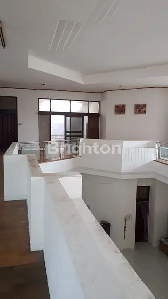 image RUMAH DI RAYA SATELIT SELATAN SIAP HUNI (7)