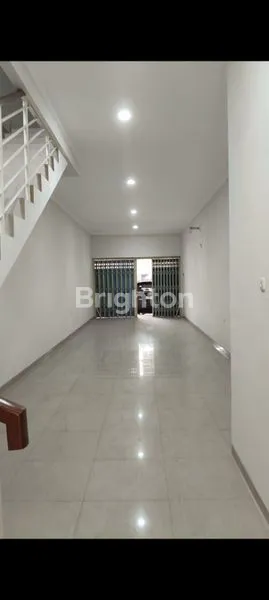 image RUKO GRESS 2LT DI JALAN UTAMA KOMPLEK JEMURSARI (2)