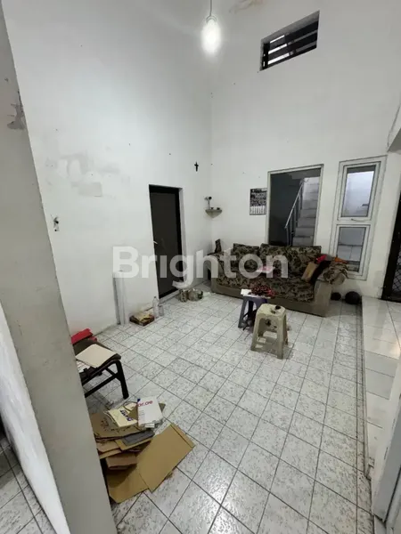 image RUMAH SIAP HUNI TERAWAT PONDOK CHANDRA DEKAT MERR DAN TOL  (7)