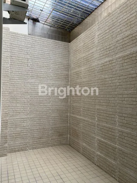 image TOWN HOUSE CANTIK - LIPPO KARAWACI, TANGERANG (7)