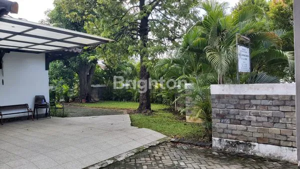 image RUMAH TINGGAL DENGAN 14 KAMAR KOST AKTIF (1)