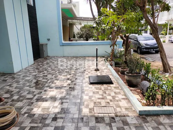 image RUMAH DI JUAL DI ROYAL RESIDENCE SURABAYA BARAT (2)
