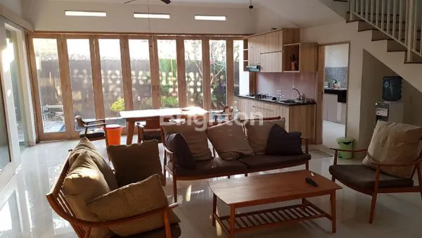 image FOR SALE VILLA SEMINYAK FULL FURNISH BADUNG BALI (6)