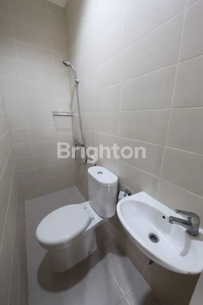 image RUMAH KOS-KOSAN REGENTOWN BSD SIAP HUNI (8)