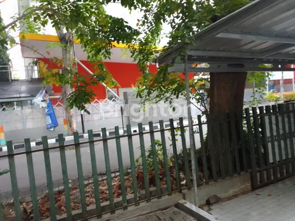 image TANAH HOOK STRATEGIS DI AGUNG PERMAI – LOKASI PREMIUM, COCOK UNTUK HUNIAN MEWAH ATAU INVESTASI! (2)