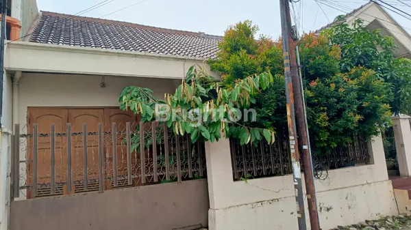 image RUMAH ASRI 2 LANTAI DI CIMANGGIS – DEKAT SEGALANYA, TENANGNYA DAPAT, STRATEGISNYA PUNYA! (4)