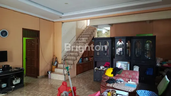 image RUMAH ASRI 2 LANTAI DI CIMANGGIS – DEKAT SEGALANYA, TENANGNYA DAPAT, STRATEGISNYA PUNYA! (8)