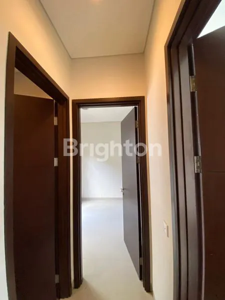 image RUMAH 3 KT SIAP HUNI DI VANYAPARK BSD (5)