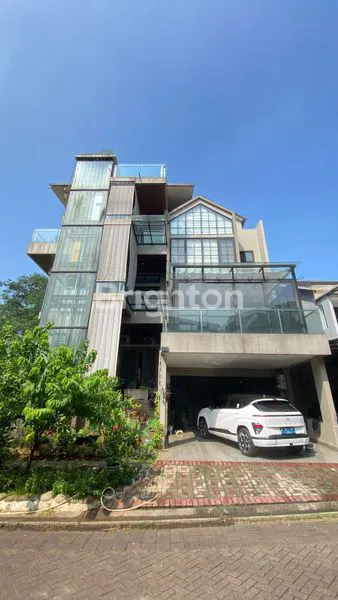 image SMART HOME DI DE LATINOS BSD, FULL FASILITAS MODERN (2)