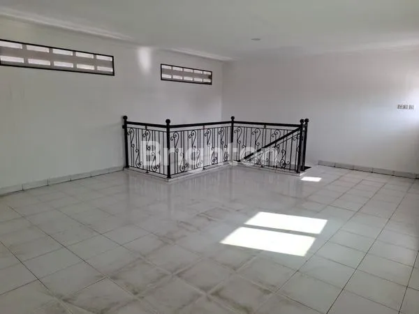 image RUKO BARU STRATEGIS DI JEMBATAN DUA, SIAP HUNI (3)