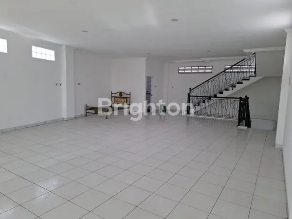 image SEWA RUKO SIAP PAKAI JEMBATAN DUA (4)