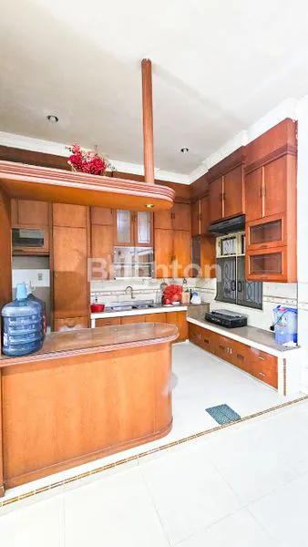 image DIJUAL RUMAH DI INTI KOTA JLN YOS SUDARSO (5)