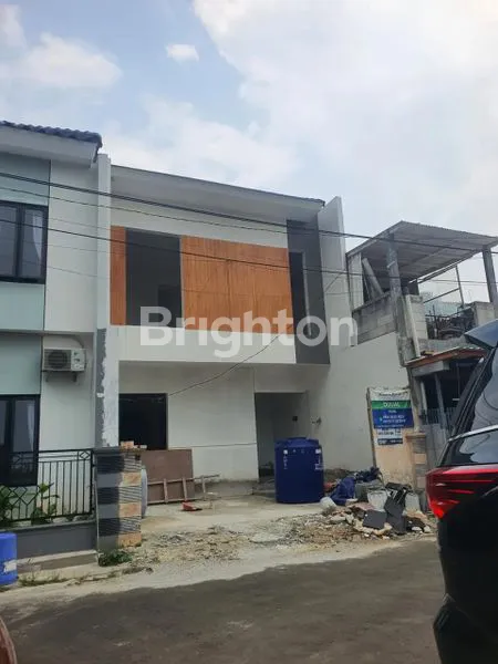 image RUMAH BARU CANTIK DI BSD TIMUR, SHM (1)