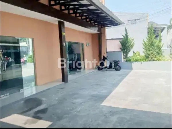 image RUKO GANDENG 2 LANTAI DI LEBAK BULUS, HARGA TERJANGKAU (2)