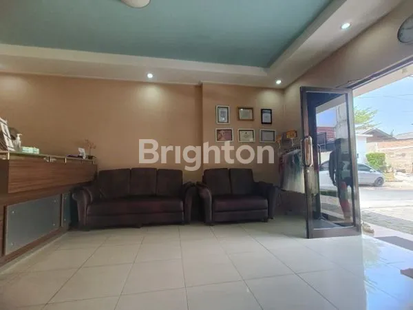 image PROPERTI LUAS 500M² DENGAN 5 KAMAR TIDUR (6)