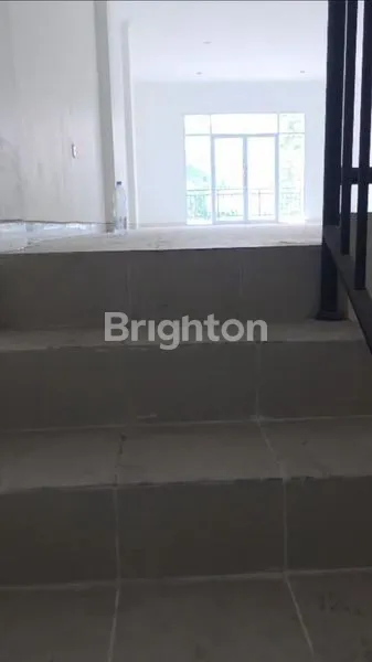 image RUKO DISEWAKAN PINGGIR JALAN (4)